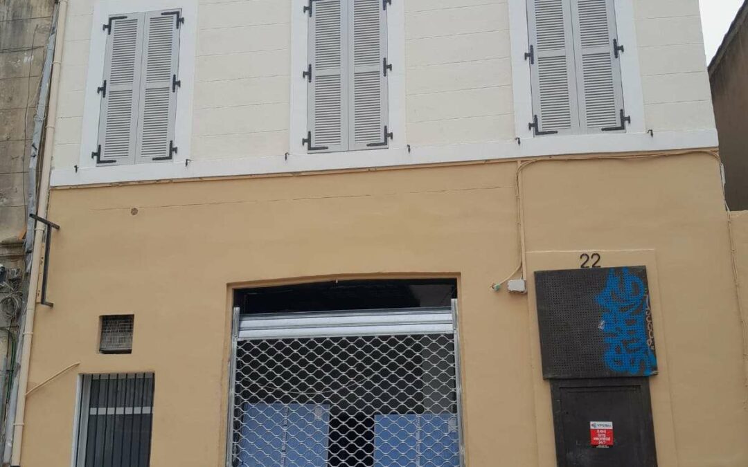 Intervention sur une façade rue Tivoli